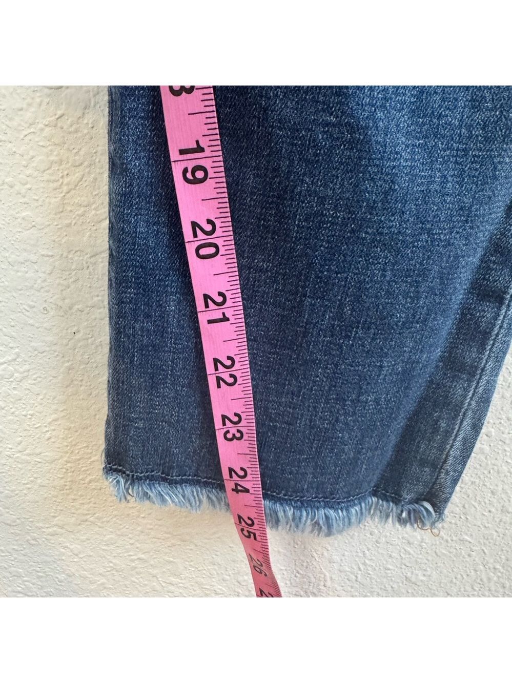 CABI ‘Cropped High Straight’ Raw Hem Denim - Picture 9 of 14